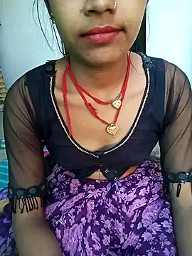 Snapshot of Amaya_Bajwa chatting on 02/12/25, 10:35 Amaya Bajwa online show from 02/12/25, 10:35