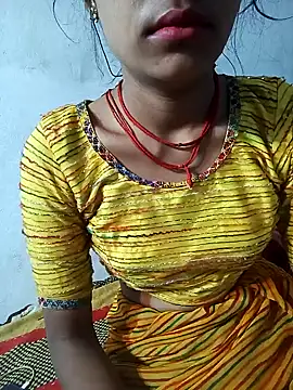 Snapshot of Amaya_Bajwa chatting on 02/15/25, 10:10 Amaya Bajwa online show from 02/15/25, 10:10