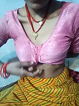 Snapshot of Amaya_Bajwa chatting on 02/17/25, 09:24 Amaya Bajwa online show from 02/17/25, 09:24