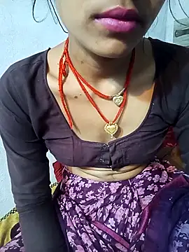 Snapshot of Amaya_Bajwa chatting on 03/01/25, 08:13 Amaya Bajwa online show from 03/01/25, 08:13