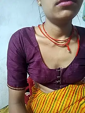 Snapshot of Amaya_Bajwa chatting on 03/07/25, 08:11 Amaya Bajwa online show from 03/07/25, 08:11