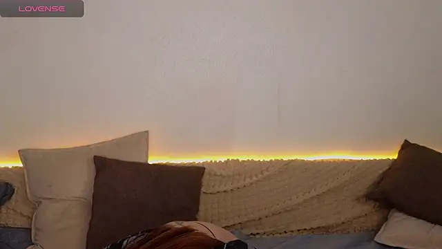 emilytrays online show from 09/13/25, 11:21