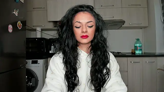 NNNoire online show from 01/29/25, 06:22