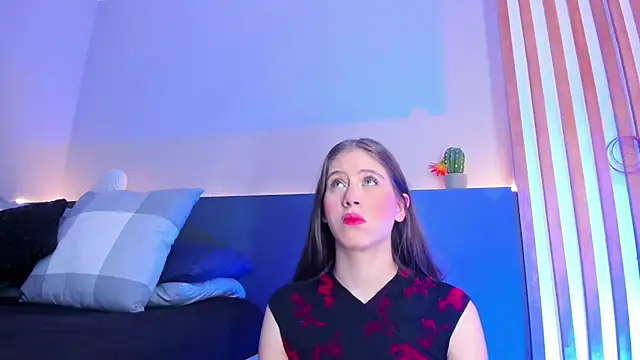 sara  jones gh online show from 09/21/25, 11:23