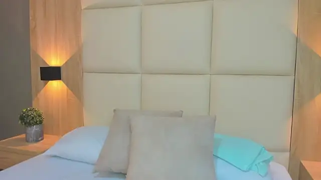 antonella cutie  online show from 11/07/25, 12:16