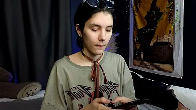 Snapshot of Hyeon_Jin chatting on 01/30/25, 08:42 Hyeon Jin online show from 01/30/25, 08:42