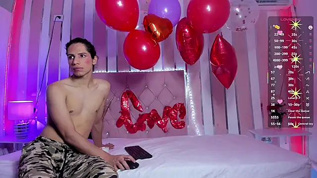 TylerBloom online show from 02/11/25, 08:42