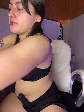 Camila pinkk online show from 09/30/25, 04:56