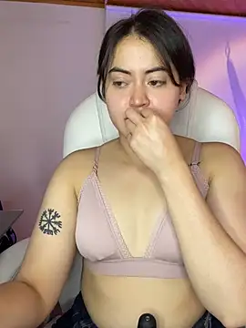 Snapshot of Camila_pinkk chatting on 05/23/26, 03:27 Camila pinkk online show from 05/23/26, 03:27