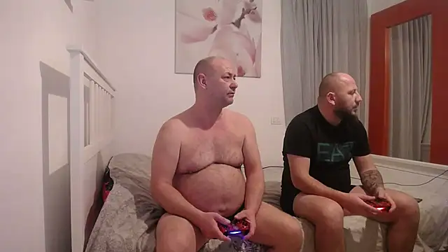 adryanyou46 online show from 02/09/25, 08:24