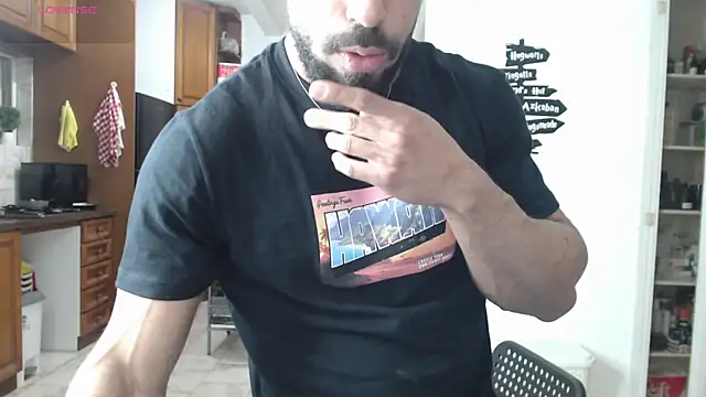 Snapshot of todddantes25 chatting on 03/13/25, 07:06 todddantes25 online show from 03/13/25, 07:06