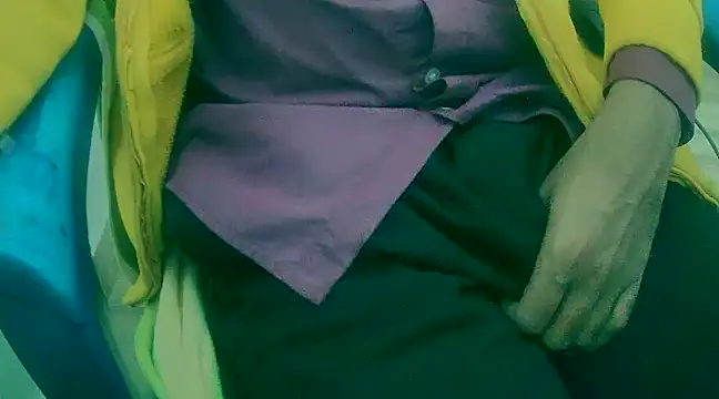 Snapshot of chandni89 chatting on 01/19/25, 02:38 chandni89 online show from 01/19/25, 02:38