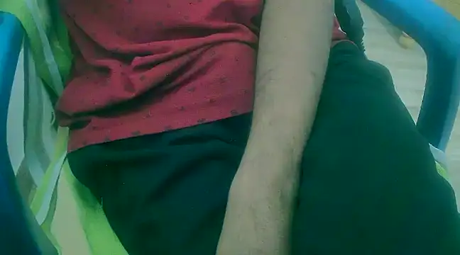 Snapshot of chandni89 chatting on 01/26/25, 08:25 chandni89 online show from 01/26/25, 08:25