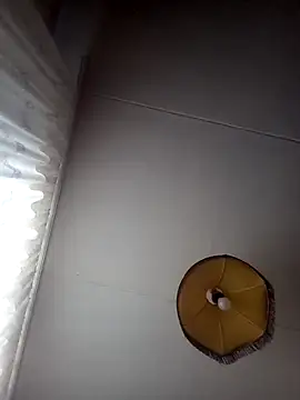 Lauren Amabel online show from 10/30/25, 12:06