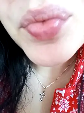 Lauren Amabel online show from 11/22/25, 10:36