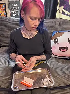 trashbrat online show from 04/05/26, 10:51