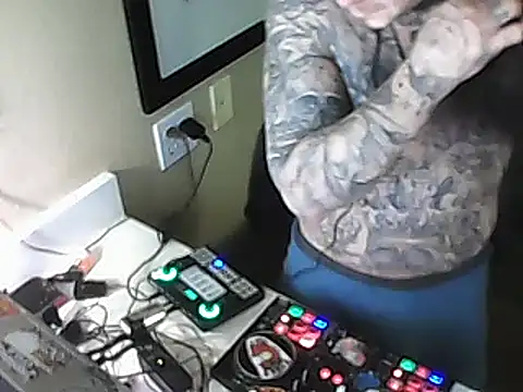 justthetip4209 online show from 03/13/25, 08:26