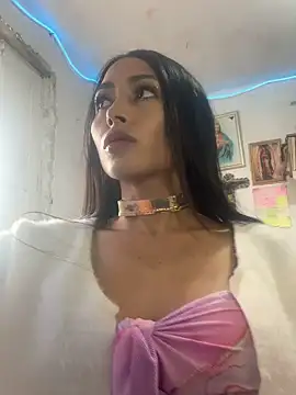 Charlot Vega  online show from 03/06/26, 08:16