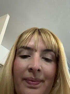 Blue Angell online show from 09/28/25, 01:44