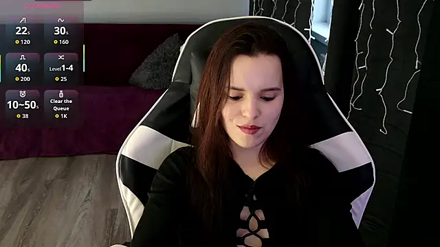 Snapshot of Harleen_Moore chatting on 05/16/26, 05:26 Harleen Moore online show from 05/16/26, 05:26