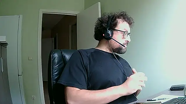 littlehairyman online show from 10/03/25, 08:11