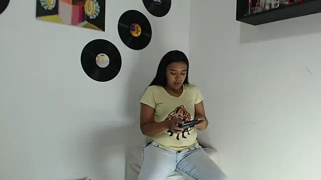 giselao online show from 02/24/25, 11:41