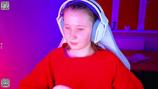 mon lola online show from 12/02/25, 04:57