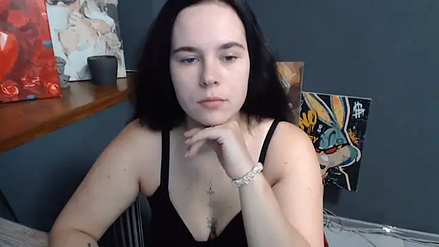 mini girly online show from 07/03/26, 12:55