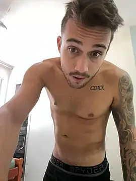 Snapshot of carvalhofelipe chatting on 02/10/25, 01:33 carvalhofelipe online show from 02/10/25, 01:33