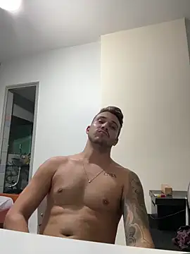 Snapshot of carvalhofelipe chatting on 03/17/25, 12:30 carvalhofelipe online show from 03/17/25, 12:30