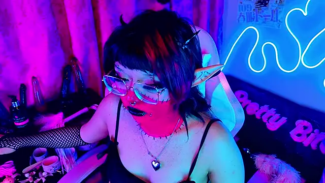 LaytonBox online show from 03/01/25, 04:58