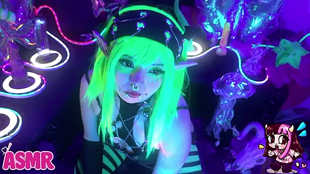 LaytonBox online show from 03/26/26, 01:28