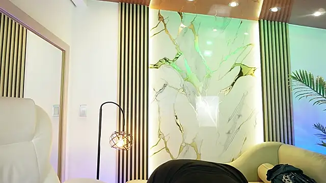 Snapshot of Emma_Walkerr_ chatting on 01/10/26, 09:16 Emma Walkerr online show from 01/10/26, 09:16