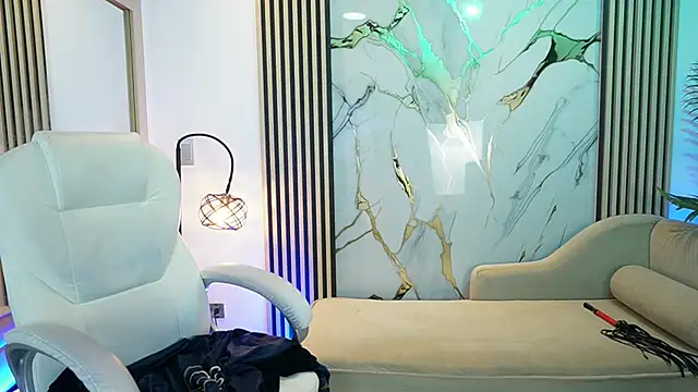 Emma Walkerr  online show from 03/14/26, 07:19