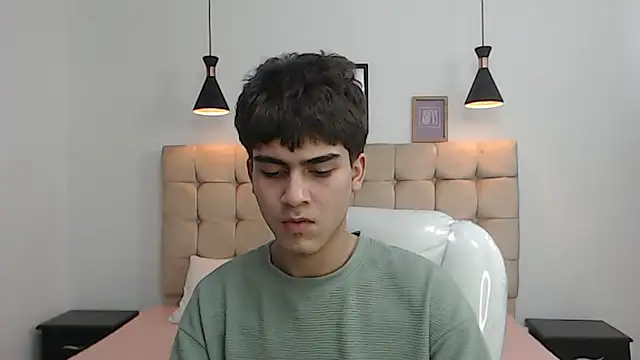 Tommy18   online show from 01/18/25, 09:24