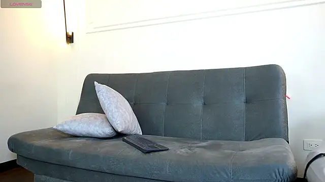 Tommy18   online show from 02/15/25, 10:11