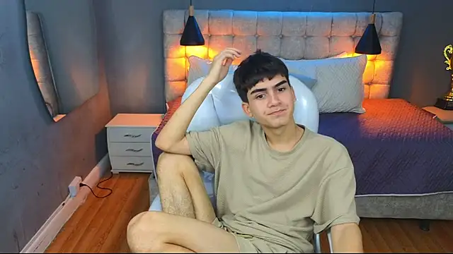 Tommy18   online show from 03/06/25, 10:09