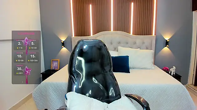 Tommy18   online show from 10/14/25, 03:51