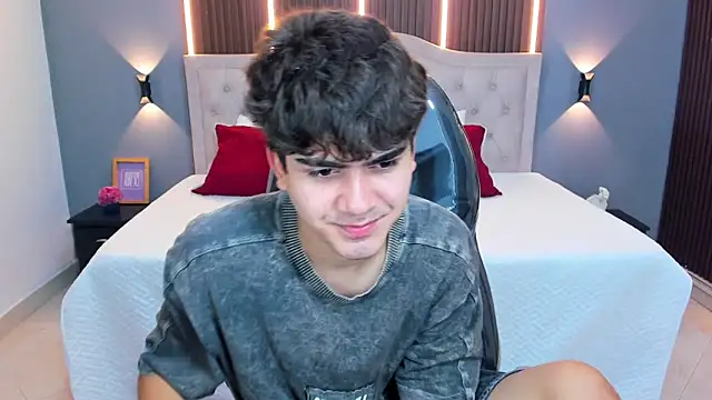 Tommy18   online show from 03/29/26, 03:39