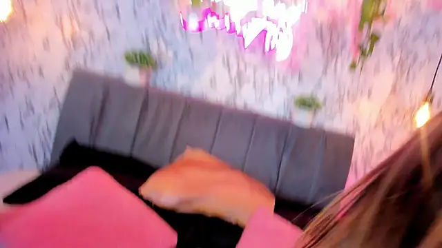 Bonny and carrot online show from 02/18/26, 06:59