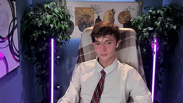 John Weasley online show from 09/14/25, 08:24