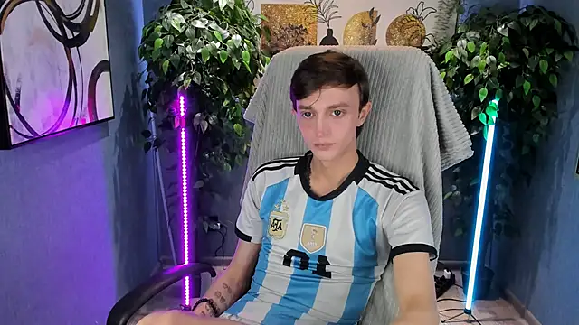 John Weasley online show from 10/18/25, 06:05