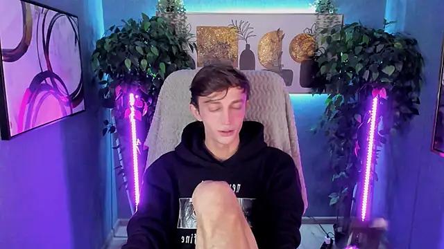 John Weasley online show from 11/29/25, 01:03