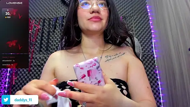 Snapshot of lilihot_ chatting on 03/11/25, 11:04 lilihot online show from 03/11/25, 11:04