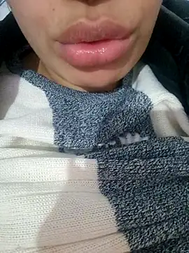 nonalona199999 online show from 03/01/25, 08:31