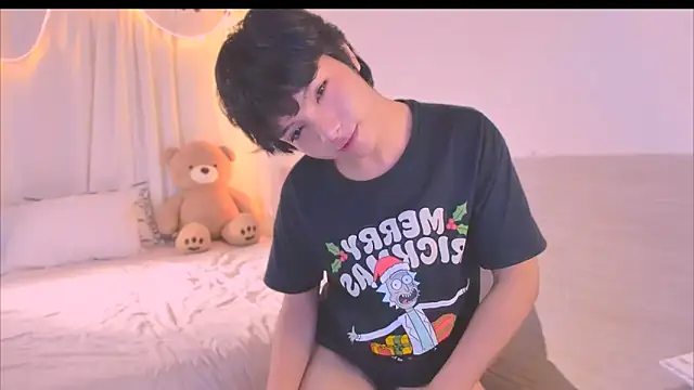 AllanYong18 online show from 11/16/25, 02:00