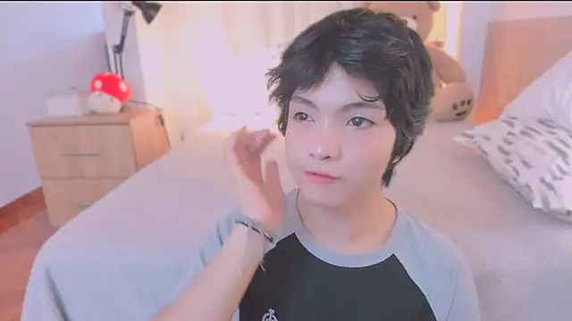 AllanYong18 online show from 02/28/26, 01:45