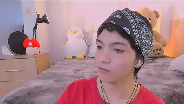 AllanYong18 online show from 03/13/26, 12:12