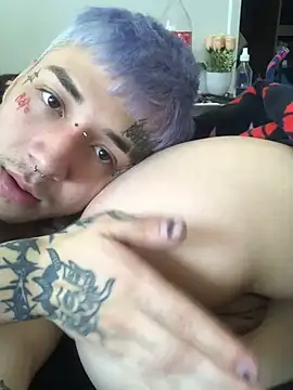 Snapshot of NubeZea chatting on 01/15/25, 08:58 NubeZea online show from 01/15/25, 08:58