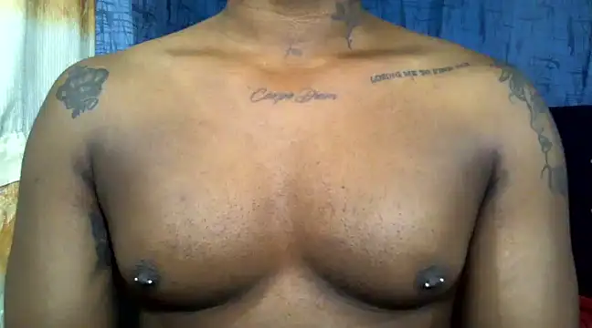 Snapshot of strong__anthony chatting on 01/08/25, 04:11 strong anthony online show from 01/08/25, 04:11